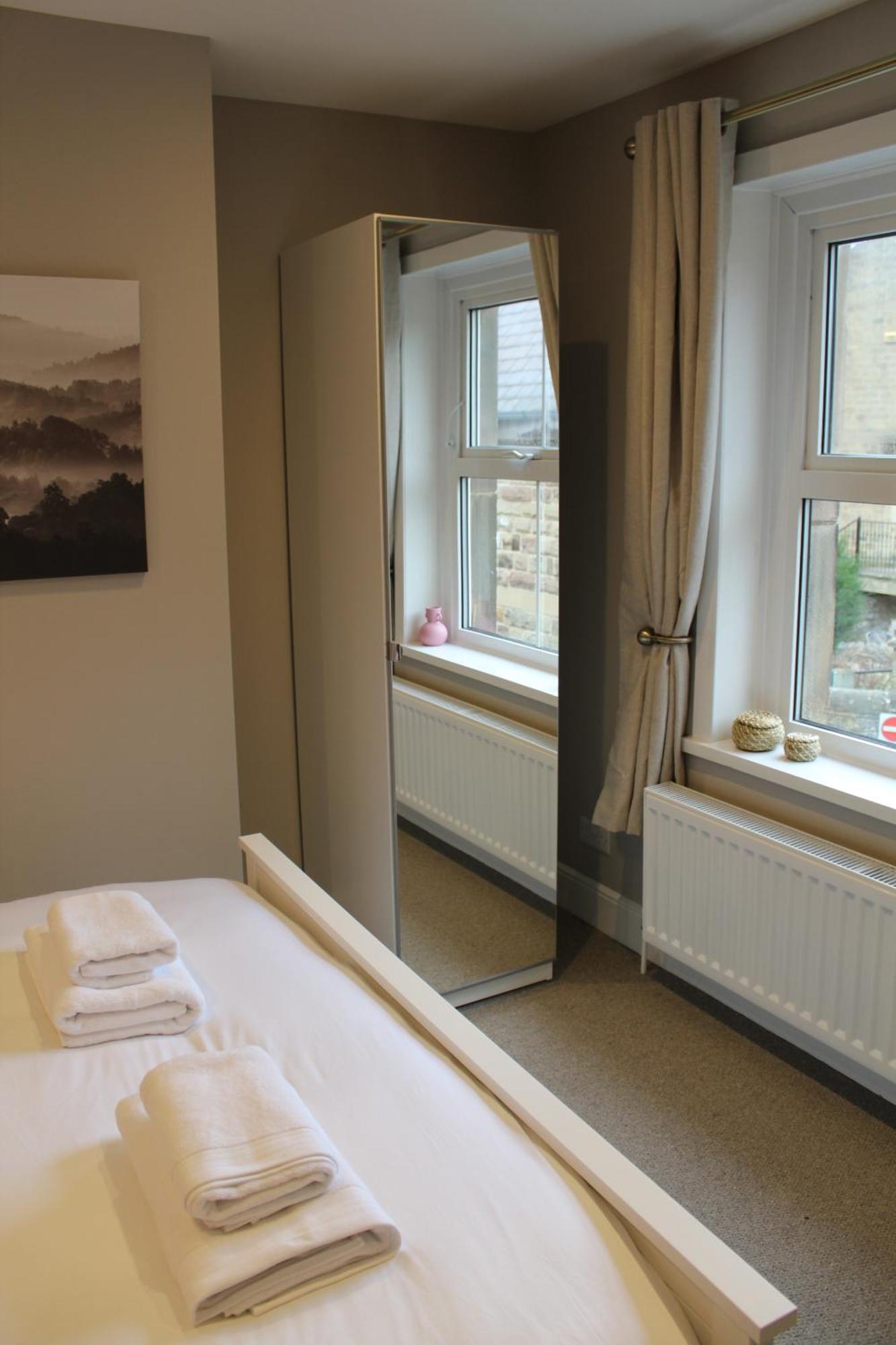 No4 Chapel Row Bed & Breakfast Бейкуел Екстериор снимка
