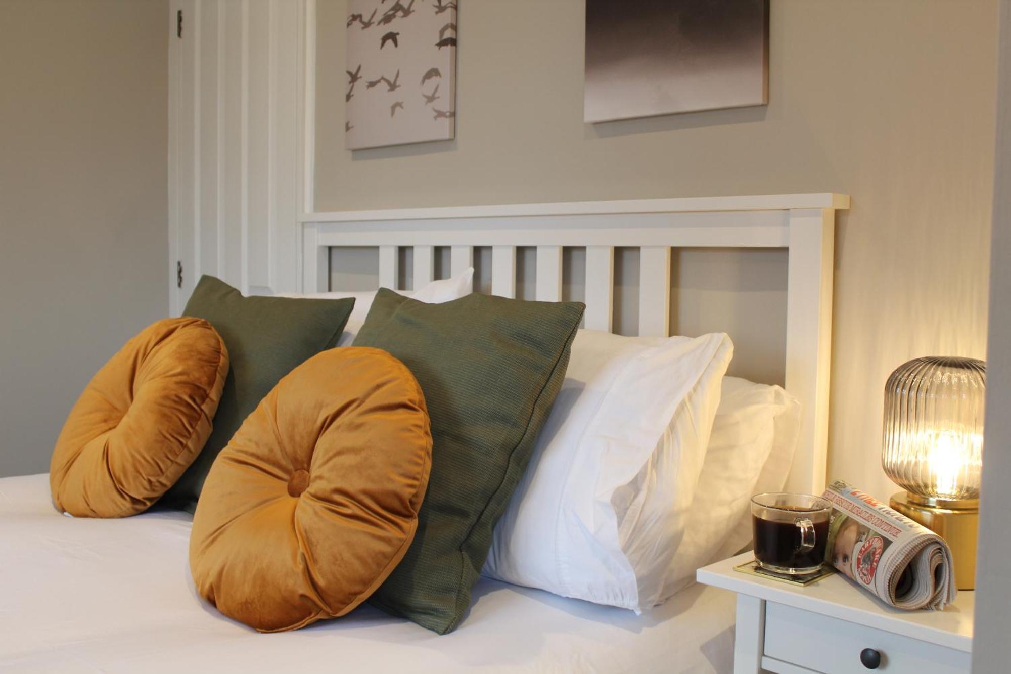 No4 Chapel Row Bed & Breakfast Бейкуел Екстериор снимка