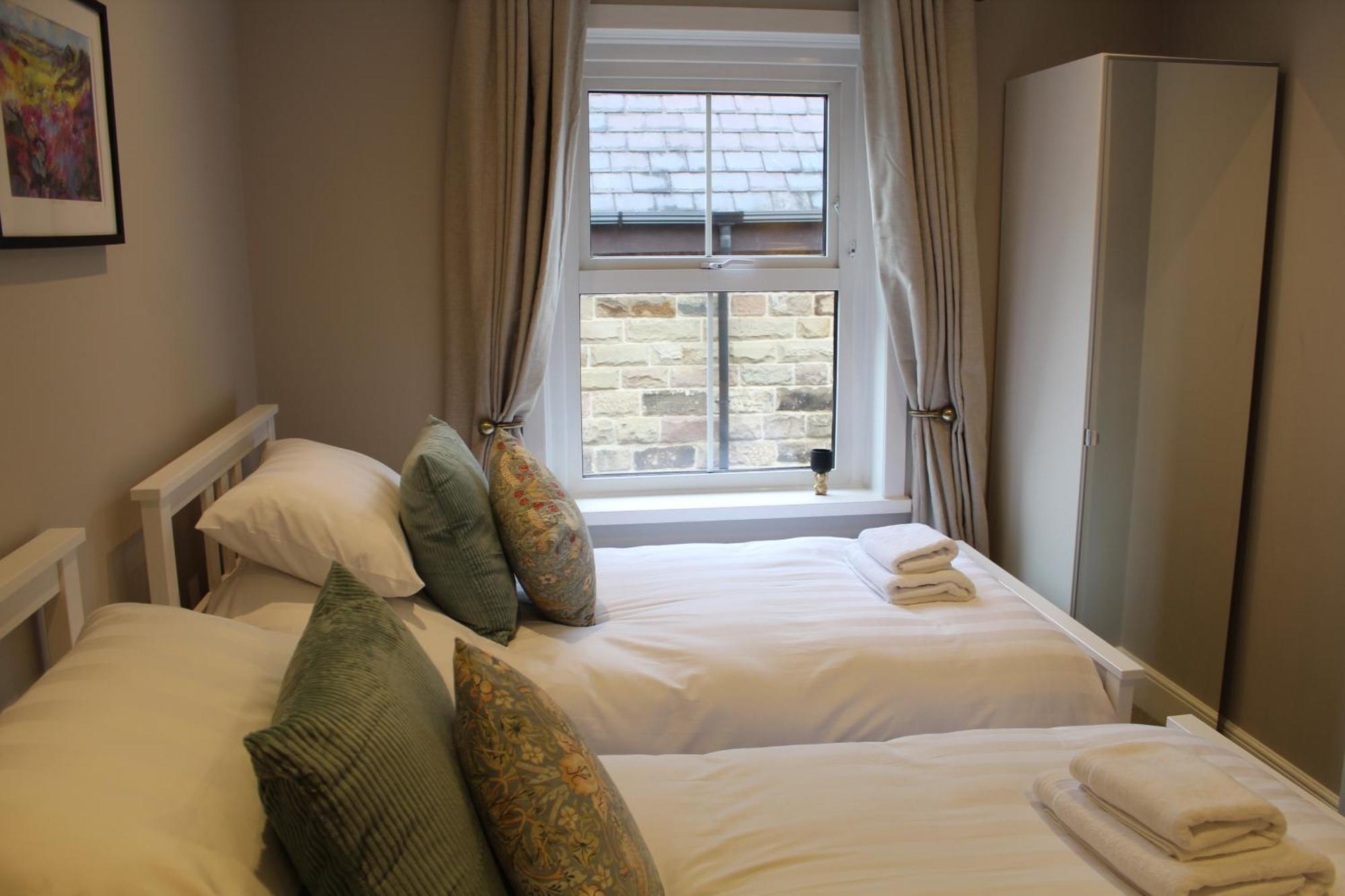 No4 Chapel Row Bed & Breakfast Бейкуел Екстериор снимка