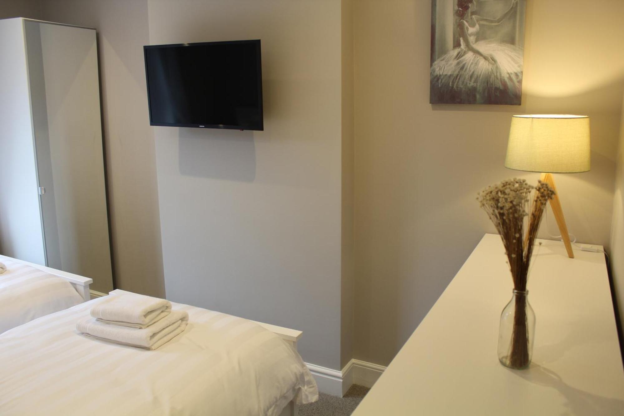 No4 Chapel Row Bed & Breakfast Бейкуел Екстериор снимка